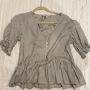 Madewell short sleeve stripped blouse XS with buttons